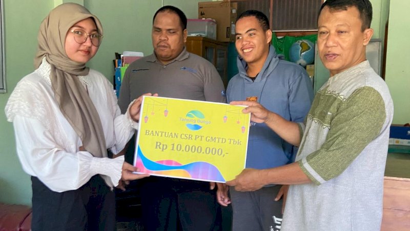 Managemen GMTD menyalurkan santunan ke beberapa panti asuhan