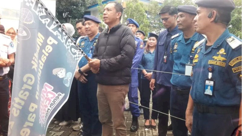Pj Wali Kota Parepare Akbar Ali Lepas Rombongan Mudik Gratis ke Kalimantan