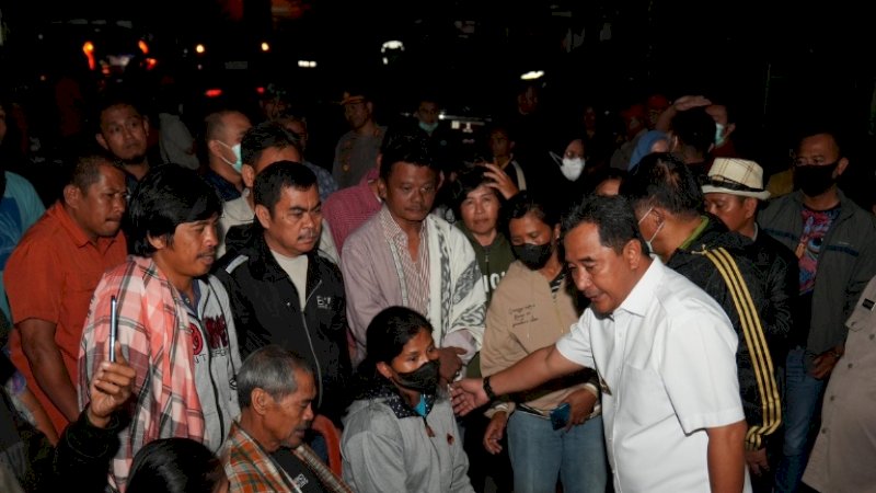 Pj Gubernur Sulsel Kunjungi Korban Longsor di Tana Toraja