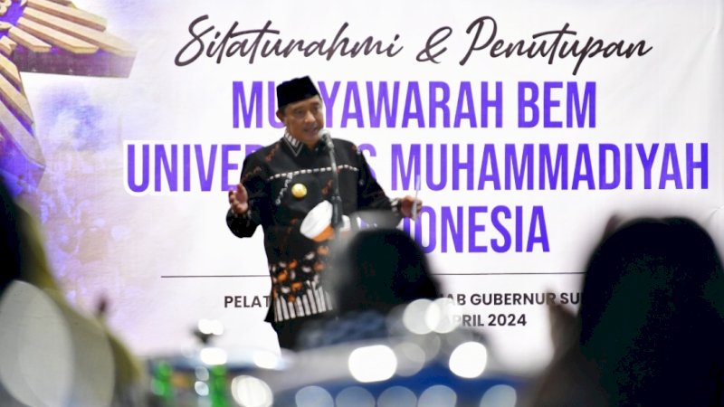 Atasi Pemanasan Global, Pj Gubernur Sulsel Ajak BEM Unismuh se-Indonesia Tanam Pohon Serentak