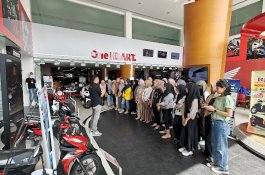 Mahasiswa Antusias Ikuti Tour Showroom Astra Motor Sulawesi Selatan
