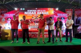 Nobar Timnas di Parepare Dibanjiri Warga