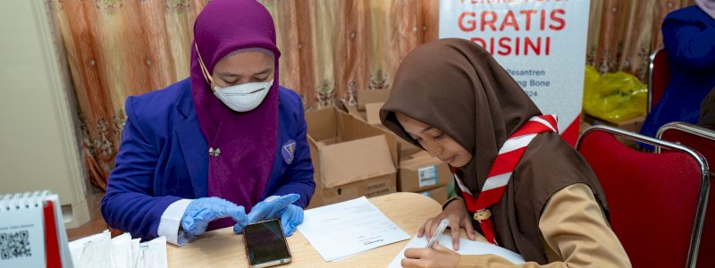 Kampanye &ldquo;Senyum Sehat Indonesia&rdquo;, Pepsodent Gelar Edukasi dan Pemeriksaan Gigi Gratis Kepada 1.000 Santri dan Pengurus Pondok Pesantren Al Ikhlas Ujung Bone