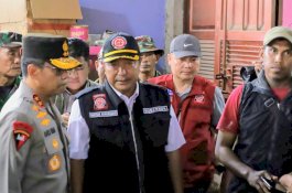 Banjir Wajo, Pejabat Gubernur Sulsel Pastikan Bantuan Cepat Terdistribusi Sampai ke Wilayah yang Sulit di Jangkau 