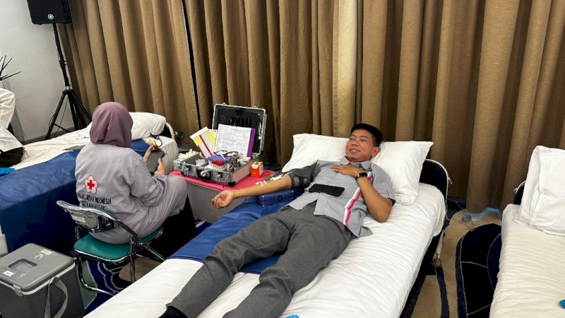 karyawan hotel turut jadi peserta donor darah