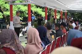 Pemprov Salurkan Bantuan Kemanusiaan OPD untuk Korban Bencana Banjir dan Tanah Longsor