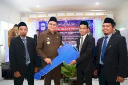 Pondok Kurir Langit Cetak Generasi Penghafal Quran, Bupati Barru Wakafkan Motor