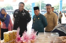 Stabilkan Harga Kebutuhan Pokok Jelang Idul Fitri, Pemkab Maros Gelar Pasar Murah