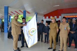 Lepas Kafilah MTQ, Bupati Maros Janjikan Umroh Bagi Peraih Medali Emas