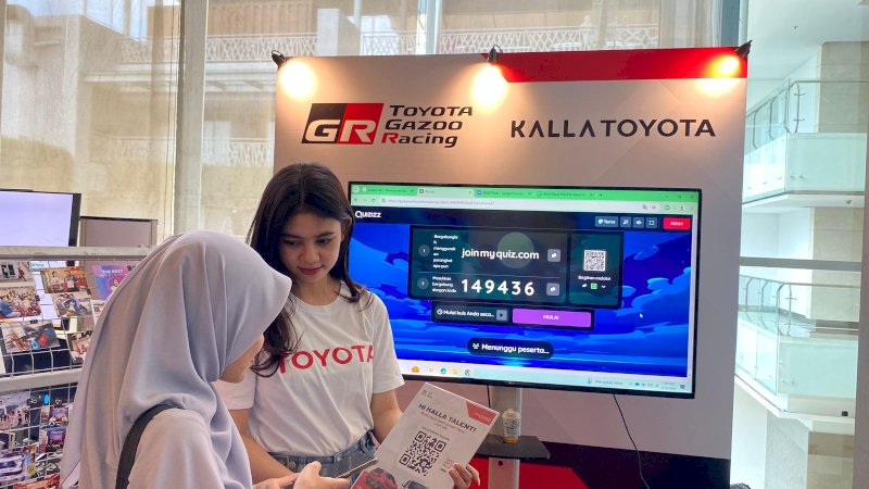 Booth kalla Toyota di minati oleh pencari kerja di Career Experience Day