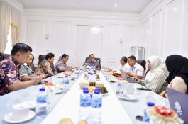 Capai Target Pendapatan 200 Persen, Manajemen RSUD La Mappapening Temui PJ Gubernur Sulsel 