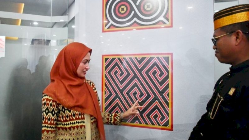 Ada Motif Tenun Rongkong di Gedung Baru Kemenkumham Provinsi Sulsel