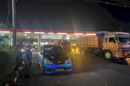 Dishub Makassar Rutin Awasi Antrean Truk di SPBU untuk Cegah Kemacetan