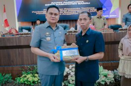 Ranperda APBD Pemkab Barru Tahun 2023 Diserahkan ke DPRD
