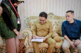 Dukung Pantarlih! Bupati Barru Jalani Coklit Data Pemilih di Rumah Jabatan