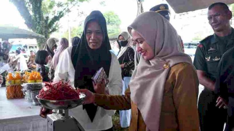 Pemkab Luwu Utara Kembali Gelar GPM, Indah Putri Cek Langsung Harga Beras