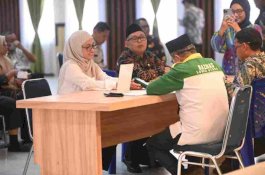 Bupati Luwu Utara dan Pejabat Pemda Lutra Bayar Zakat