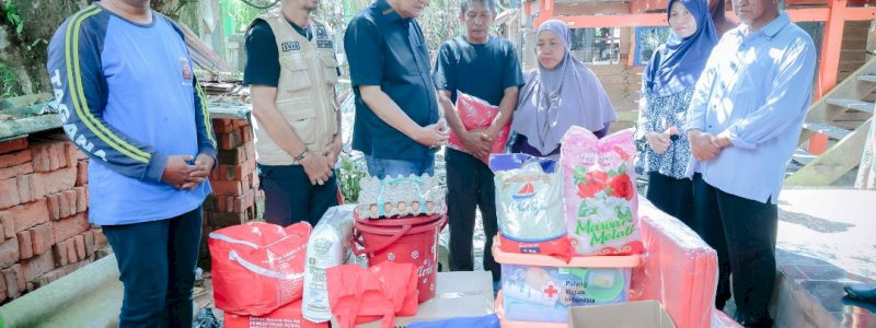 Bupati Barru Berkunjung ke Lokasi Kebakaran Dusun Panrengnge, Semangati dan Bantu Korban