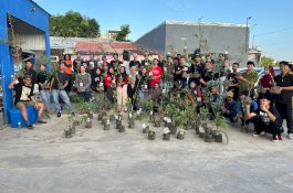 Bangun Kesadaran akan Perubahan Iklim, CCEP Indonesia dan Komunitas Peduli  Lingkungan di Makassar Gelar Aksi Tanam Pohon