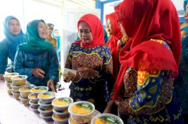 PKK Parigi Gowa Hadirkan Panganan Bayam Brazil