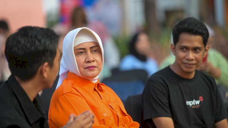 Ketua TP PKK Kota Makassar Indira Yusuf bersama PLT Kadispora Makassar Andi Tenri Lengka Bau Jemma