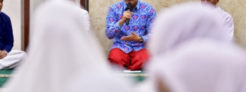 Pengukuhan Pengurus Majelis Taklim dan Pemuda - Remaja Masjid Aisyah Dihadiri Penjabat Gubernur 