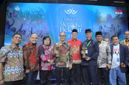 Pemprov Sulsel Terima Penghargaan Anugerah Merdeka Belajar 2024 dari Mendikbudristek RI