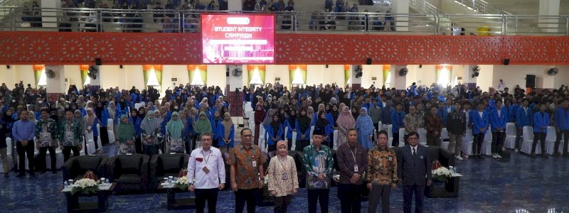 OJK Pusat Hadiri Kuliah Tamu di Unismuh, Ajak Kampus Terlibat  dalam Pengawasan Lembaga Sektor Keuangan