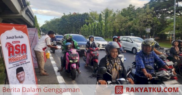 Jumat Berkah, Andi Seto Asapa Bagi Nasi Kuning Gratis di Fly Over Makassar