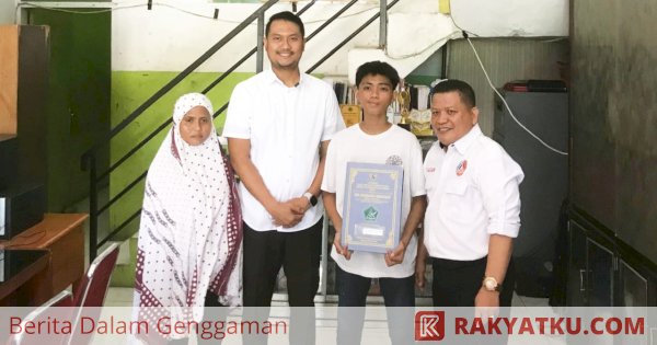 Andi Seto Asapa Tebus Ijazah Warga Ballaparang