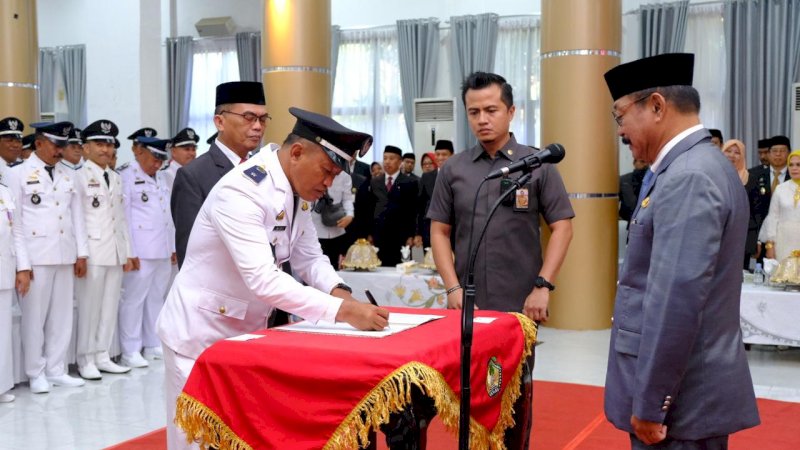 Wabup Gowa Kukuhkan Perpanjangan Masa Jabatan 66 Kepala Desa