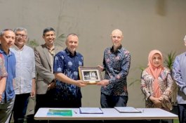 Kalla Institute dan Konjen Amerika Serikat Teken MoU Hadirkan American Corner