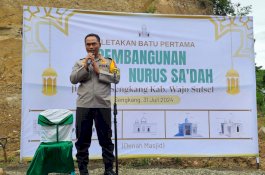 Kapolres Wajo Hadiri Peletakan Batu Pertama Pembangunan Masjid Nurus Sa’dah