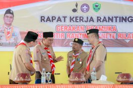 Bupati Barru Ajak Pramuka Tanete Rilau Jadi Garda Terdepan Menuju Indonesia Emas 2045