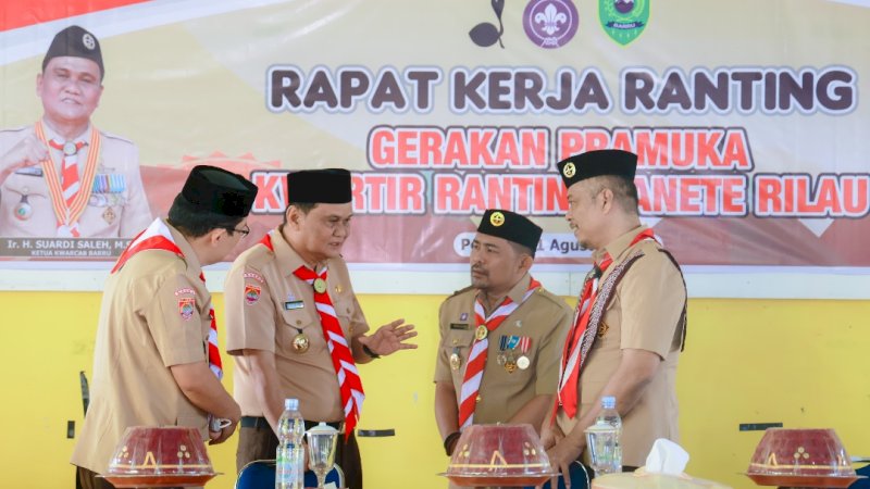 Bupati Barru Ajak Pramuka Tanete Rilau Jadi Garda Terdepan Menuju Indonesia Emas 2045