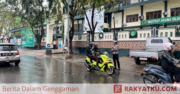 Satlantas Polres Wajo Cegah Kecelakaan dengan Pengamanan dan Pengaturan Arus Lalin Pagi Hari