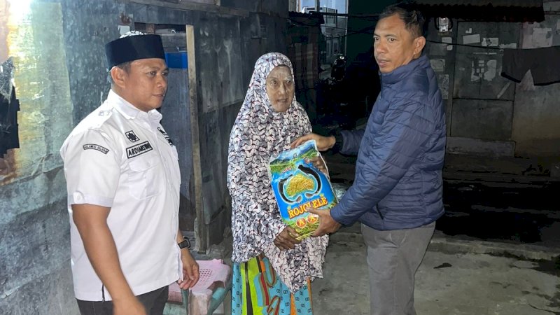 Kunjungi Warga Bacukiki Barat, Akbar Ali Tegaskan Komitmen Pemkot Parepare dalam Pengentasan Kemiskinan