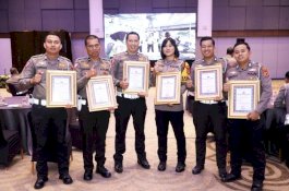 Gagalkan Peredaran Sabu, Lima Personel Satlantas Polres Wajo Terima Penghargaan Dirlantas