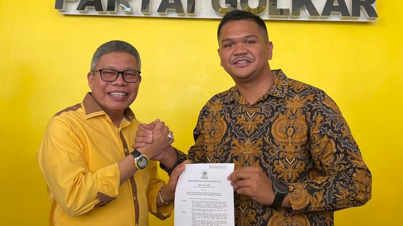 Terima SK B1KWK dari Partai Golkar, Uji Nurdin - Sahabuddin Siap Daftar di KPU Bantaeng 28 Agustus