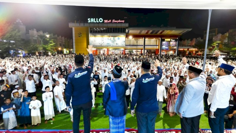 Lautan Manusia Hadiri Tabligh Akbar Pammase di Sallo Mall Sengkang