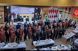 25 Anggota DPRD Parepare Dilantik, Kaharuddin Kadir jadi Ketua Sementara