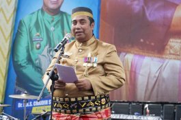 Gelontorkan Rp23 Miliar, Bupati Maros Chaidir Syam Bayar Sertifikasi Guru