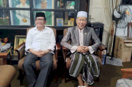 Azhar Arsyad Berkunjung ke Kediaman Pimpinan Pondok Pesantren DDI Mangkoso