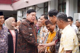 Pj Wali Kota Parepare Pimpin Apel Gabungan di Hari Pertama Kerja