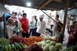 Pj Wali Kota Parepare Pantau Harga dan Stok Bahan Pokok di Pasar Lakessi 