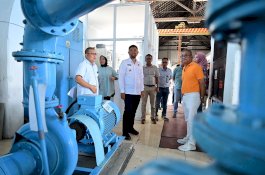 Pjs. Wali Kota Makassar Tinjau Kesiapan Perumda Air Minum dalam Penanggulangan Krisis Air