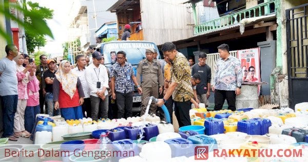 Pjs Wali Kota Makassar Salurkan Bantuan Air Bersih untuk Warga Tallo