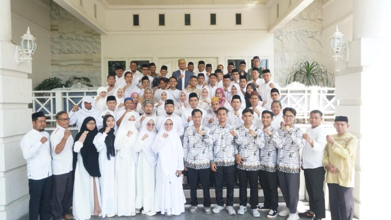 Pegawai, Cleaning Service, dan Penghafal Alquran Pemkab Gowa Diberangkatkan Ibadah Umrah