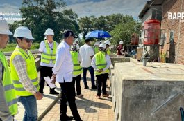 Bappeda Makassar: Pemkot Bersama PMU RISE Cek Progres Proyek di Kampung Untia