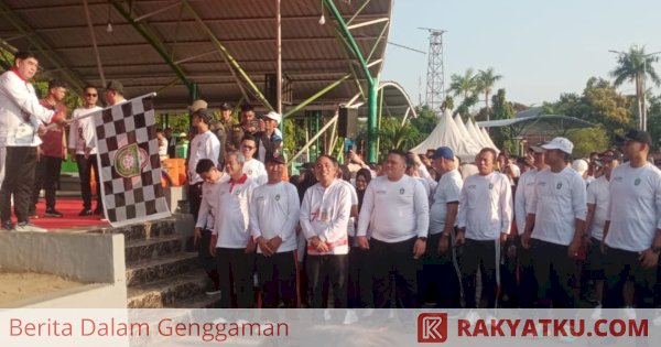 Ribuan Peserta Ikuti Jalan Sehat Semarak HUT ke-355 Sulsel di Parepare